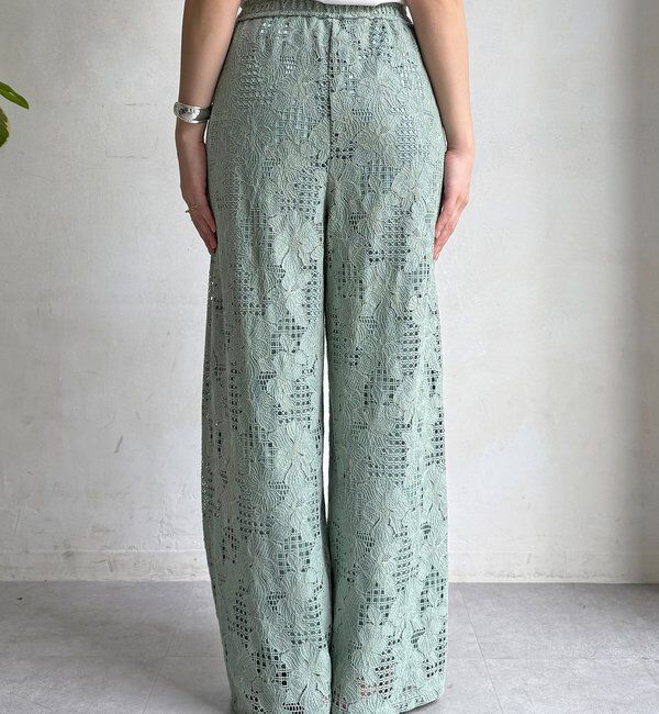  「【WEB限定】フラワーコードレースイージーパンツ」|チノ|