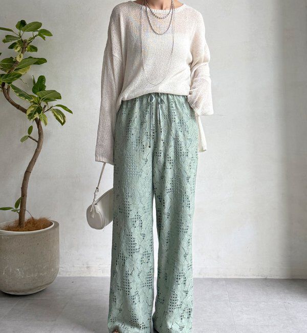  「【WEB限定】フラワーコードレースイージーパンツ」|チノ|