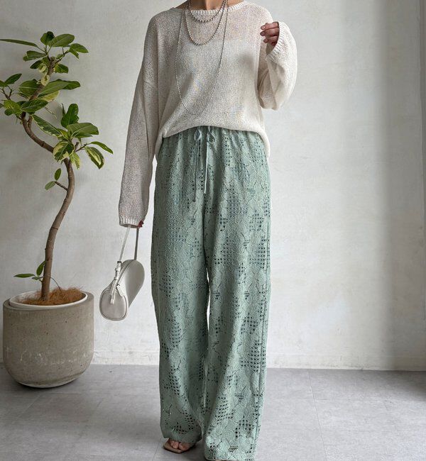  「【WEB限定】フラワーコードレースイージーパンツ」|チノ|