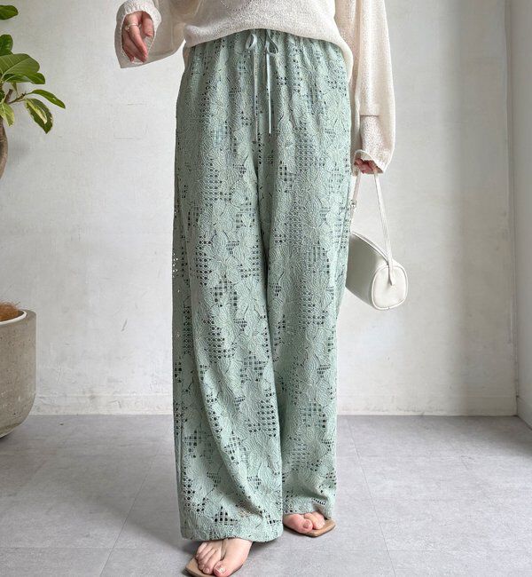  「【WEB限定】フラワーコードレースイージーパンツ」|チノ|