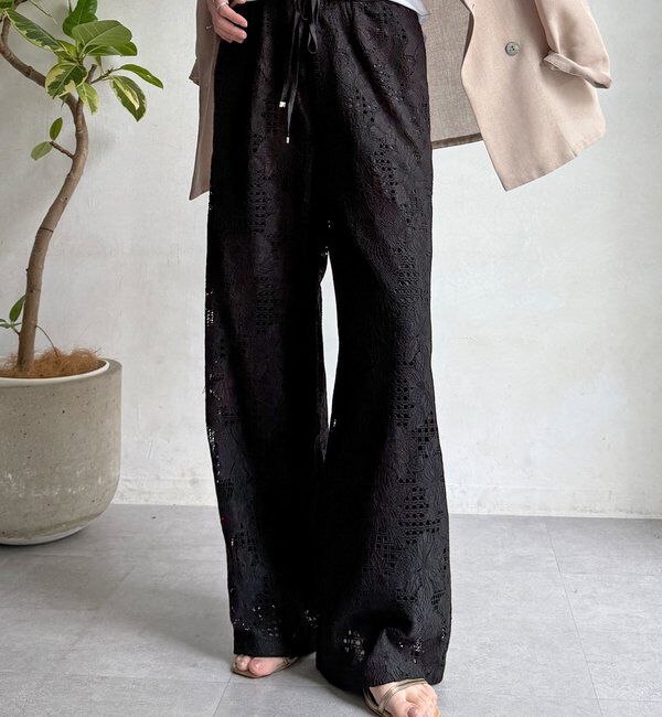  「【WEB限定】フラワーコードレースイージーパンツ」|チノ|