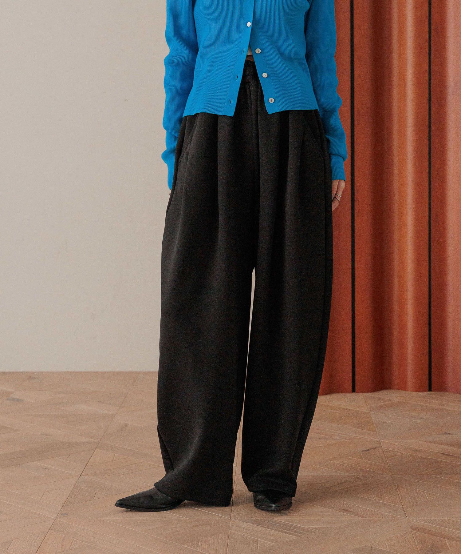 LOWRYS FARM「カットイージーコクーンパンツ」|チノ|BLK2