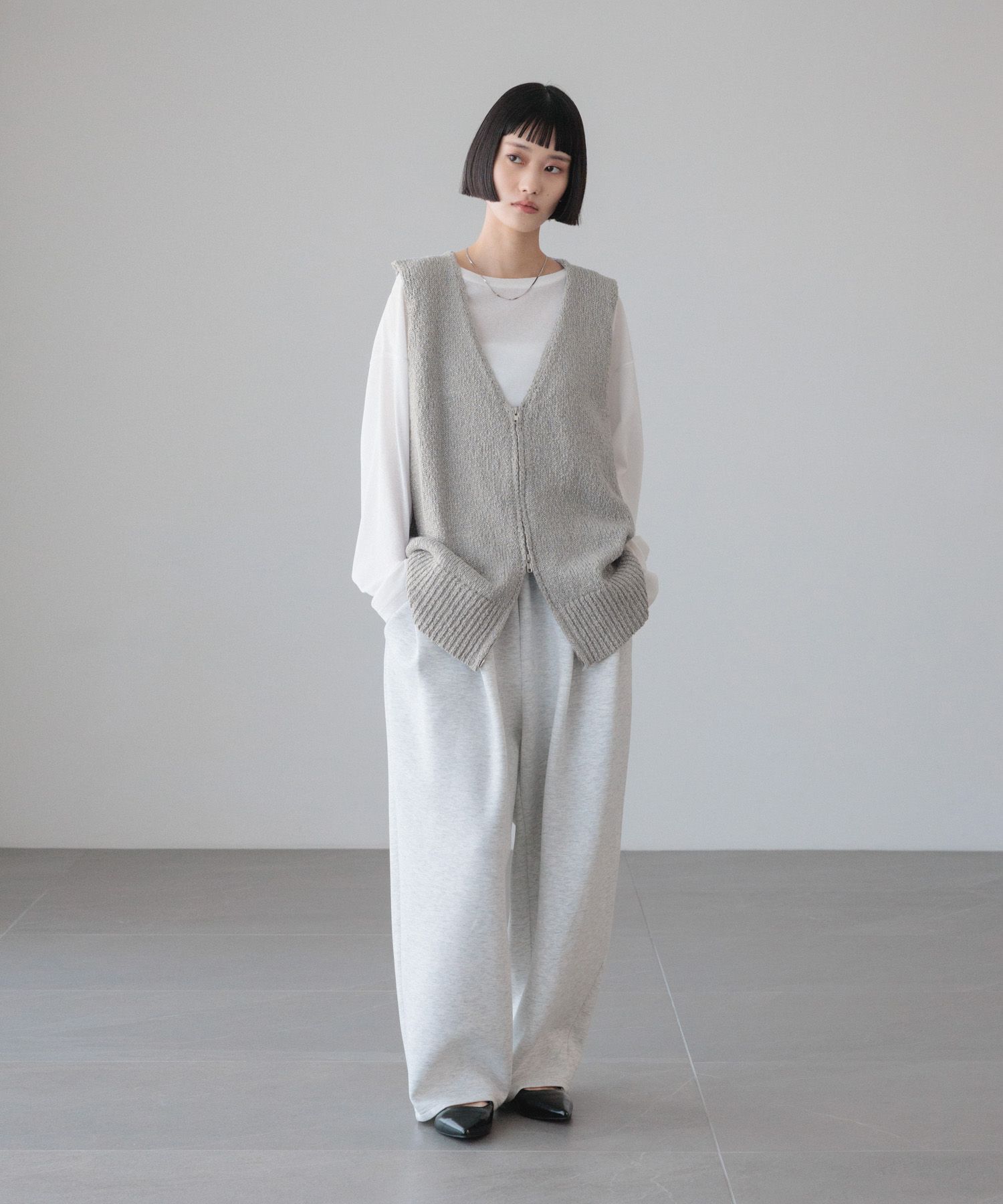 LOWRYS FARM「カットイージーコクーンパンツ」|チノ|