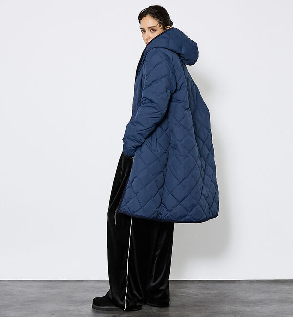 ABAHOUSE「【TAION / タイオン】シティ リバーシブル パイピングフード ダウン&times;ボア」|ダウン|