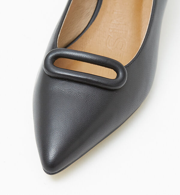 AU BANNISTER「オーバルモチーフパンプス」|パンプス|