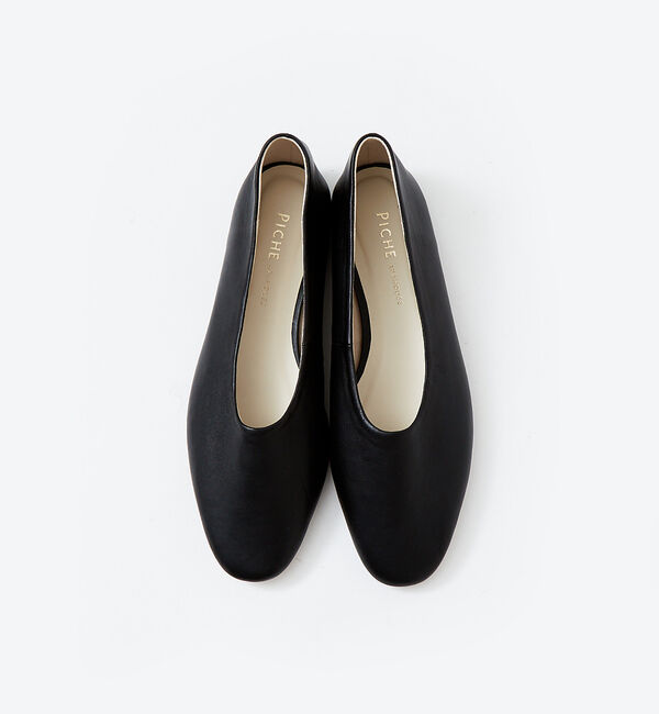 AU BANNISTER「ソフトレザーフラットパンプス」|パンプス|