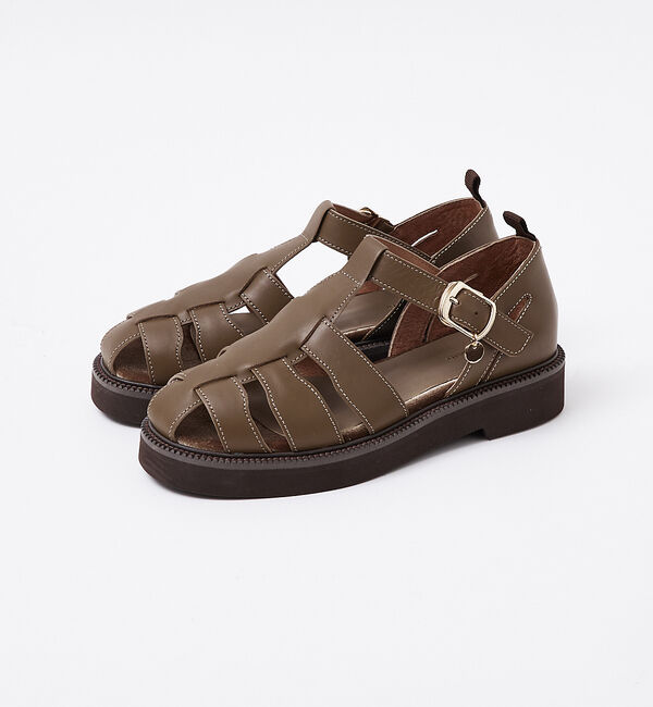 AU BANNISTER「チャームベルトグルカサンダル」|サンダル|