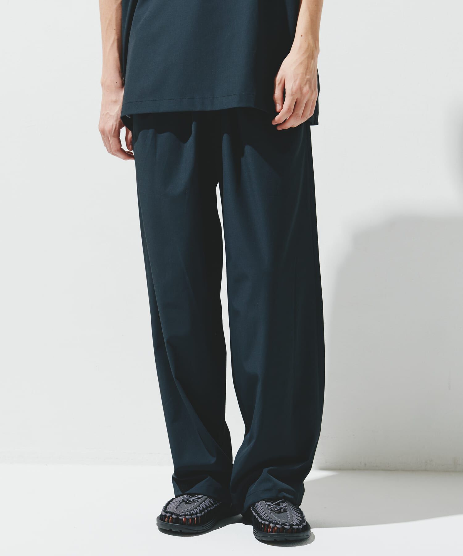 URBAN RESEARCH DOORS「『仁村紗和さん着用』『UR TECH』サマシェア イージートウラザー」|その他|チャコールグレー