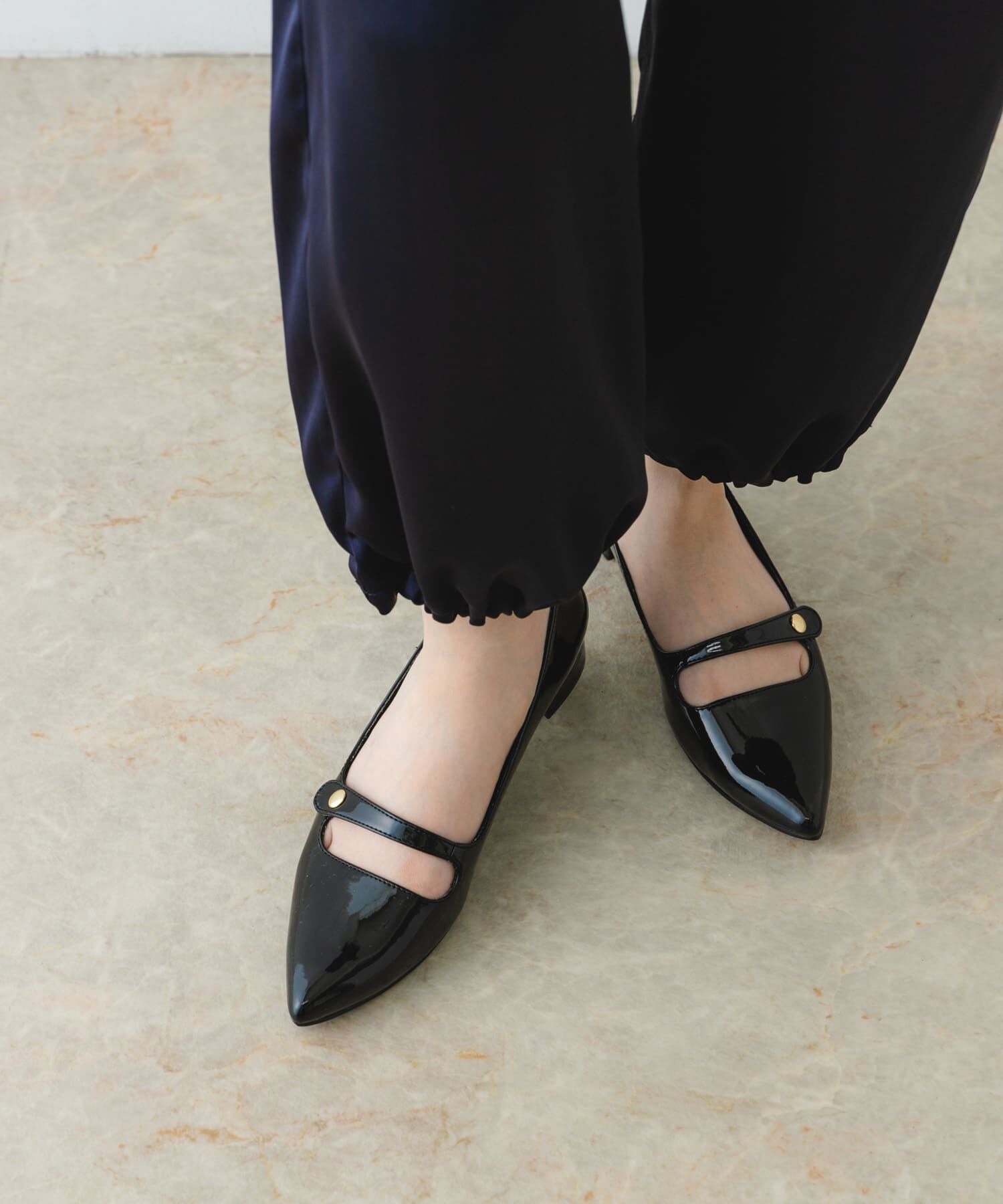 RODE SKO「ポインテッドストラップパンプス」|パンプス|