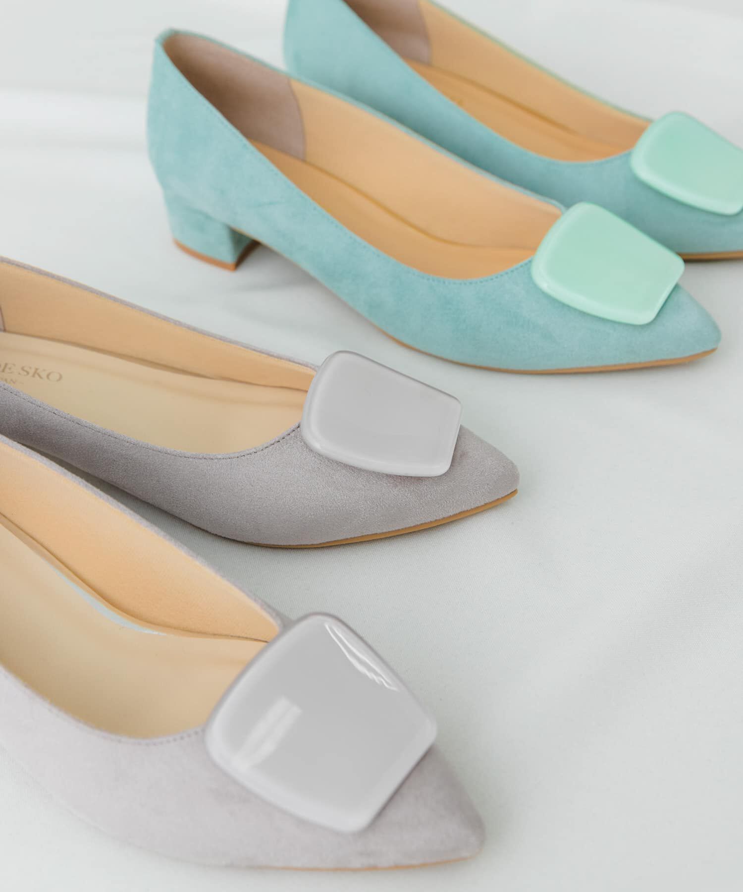 RODE SKO「『MADE IN JAPAN』 3センチクリアバックルパンプス」|パンプス|