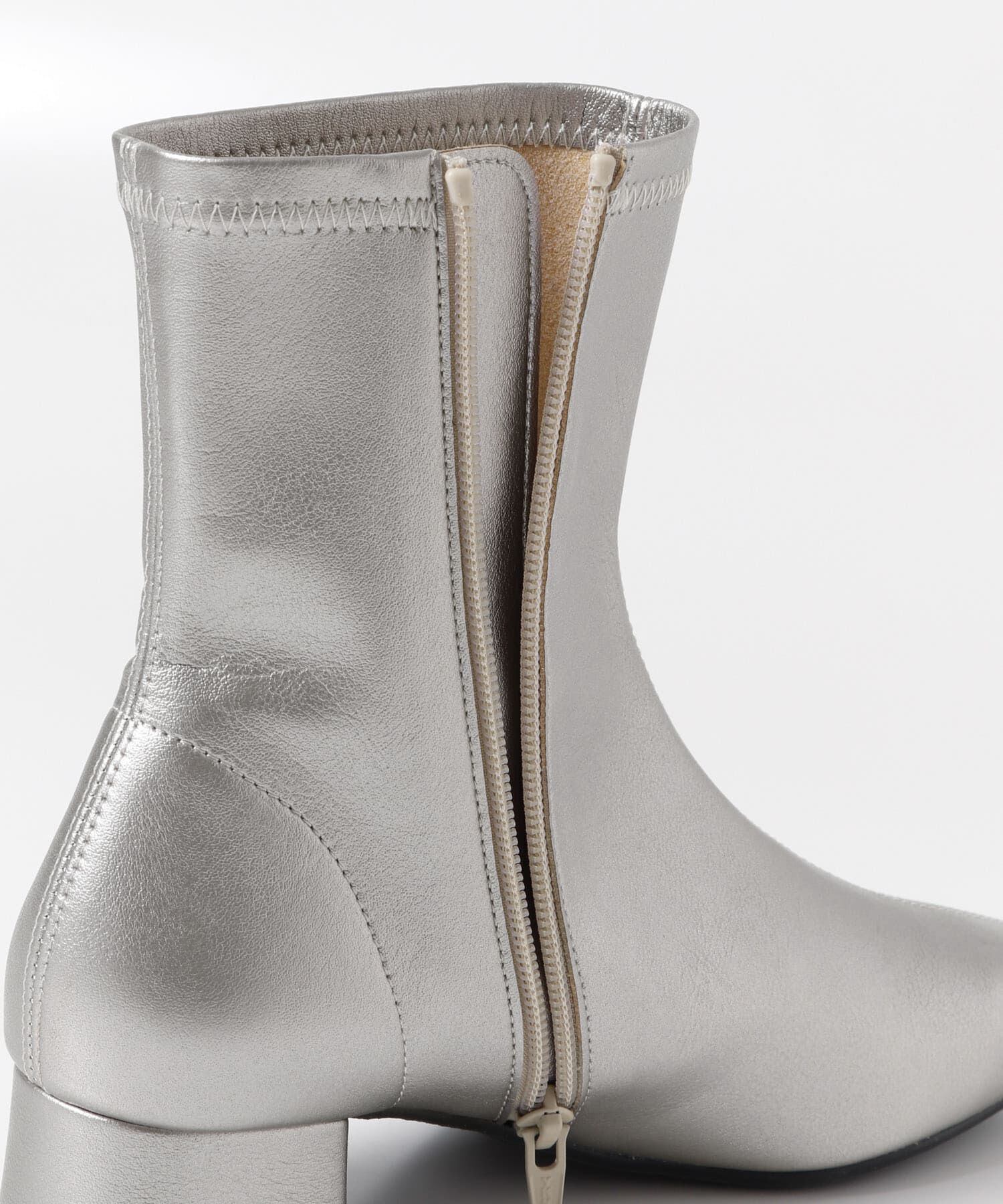 RODE SKO「『MADE IN JAPAN』3センチスクエアトゥショートブーツ」|ショートブーツ|