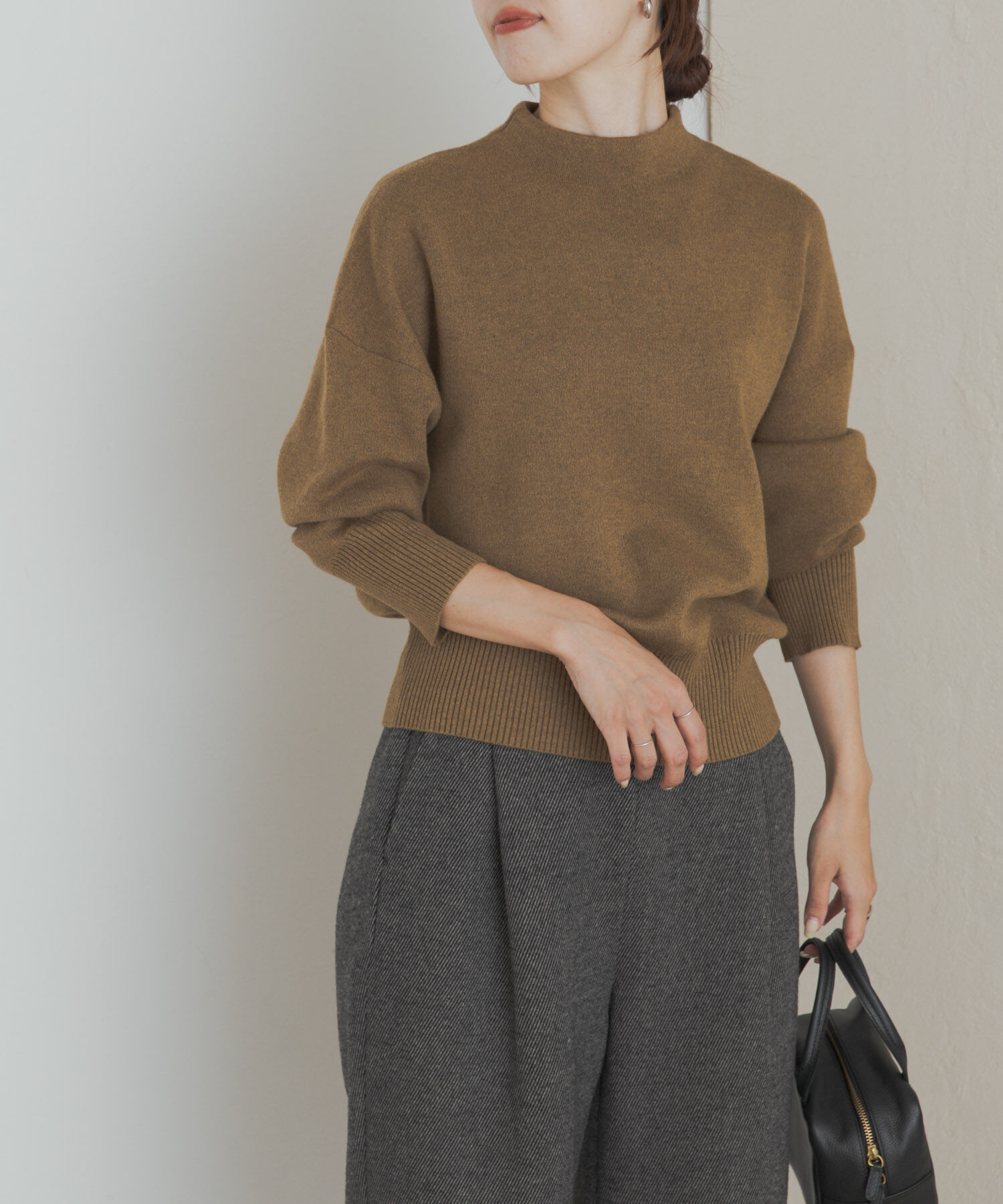 URBAN RESEARCH DOORS「『蓄熱/洗濯可』ボトルネックKNITプルオーバー」|ニット・セーター|