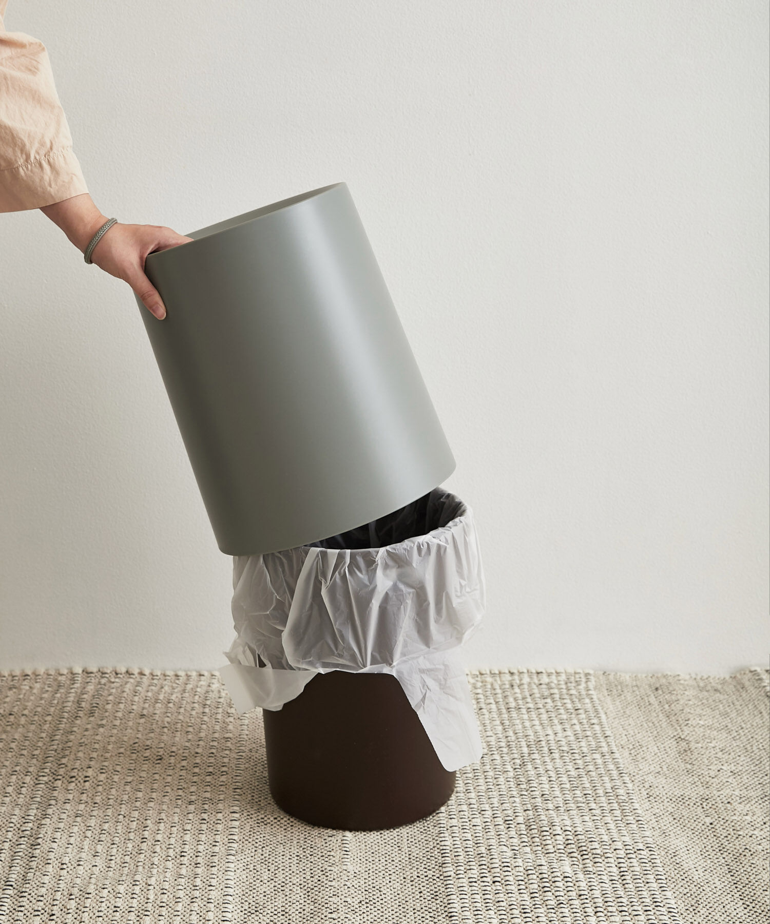 URBAN RESEARCH DOORS「『WEB限定』ideaco　TUBELOR HOMME」|ダストボックス|