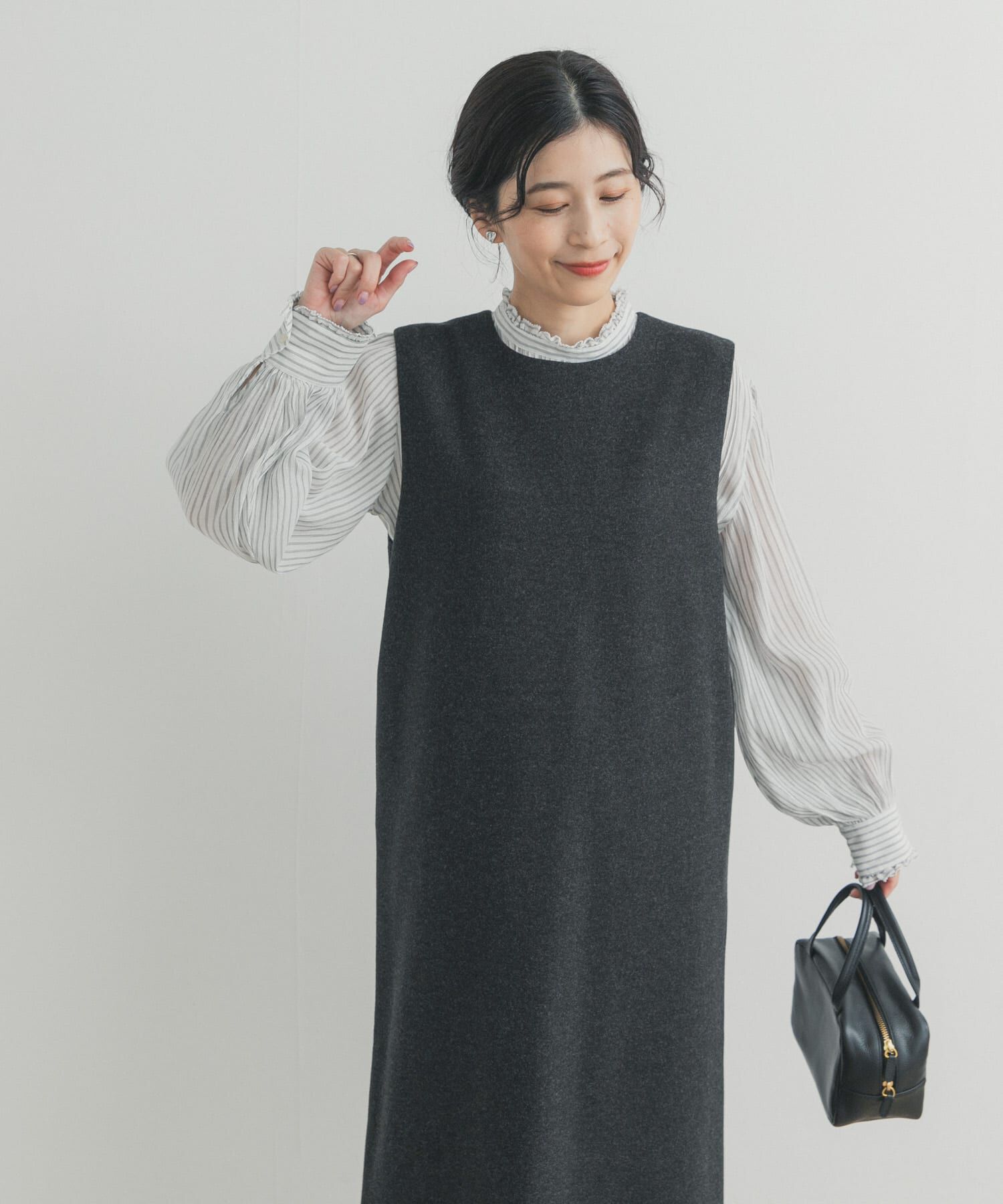 URBAN RESEARCH DOORS「ピンタックフリルスタンドカラーブラウス」|シャツ・ブラウス|