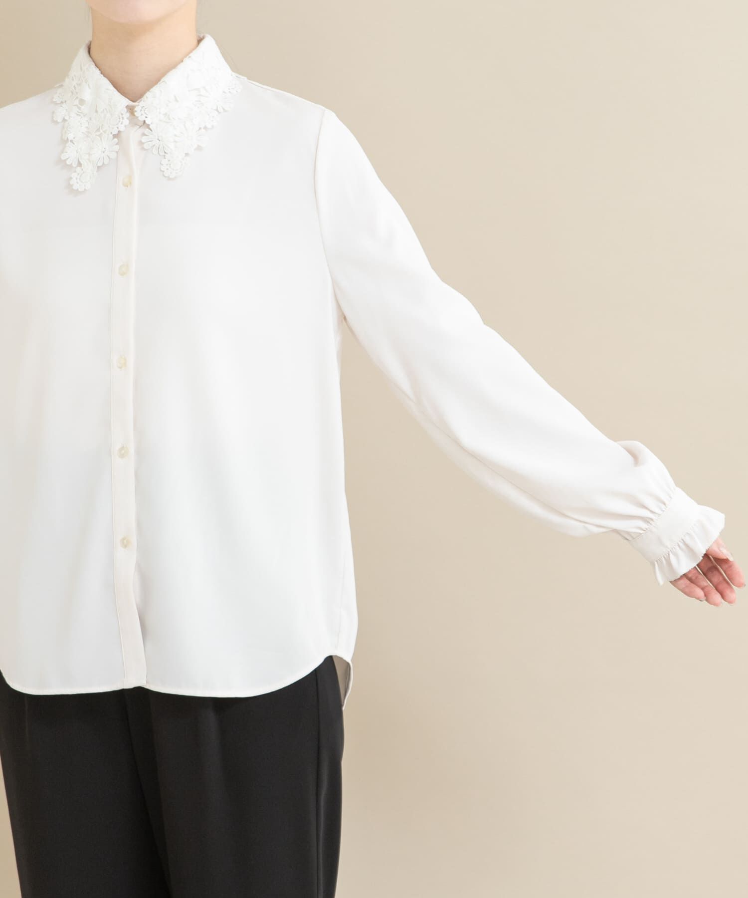 URBAN RESEARCH ROSSO「『WEB/一部店舗限定』レースカラーブラウス」|シャツ・ブラウス|