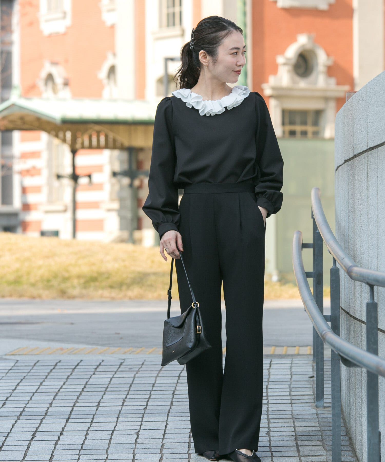 URBAN RESEARCH ROSSO「『WEB限定』コサージュカラー2WAYブラウス」|シャツ・ブラウス|