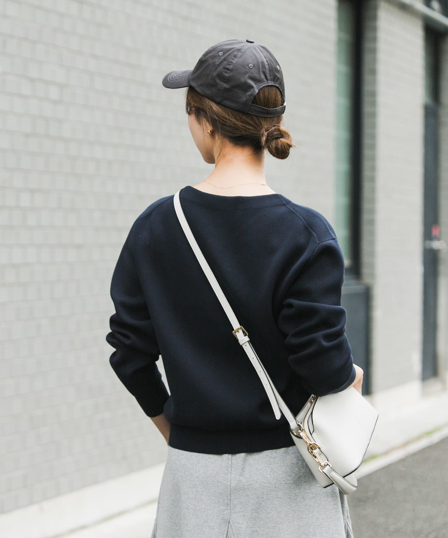 URBAN RESEARCH DOORS「『仁村紗和さん着用』『UR TECH Renew Knit』Vネックプルオーバー」|ニット・セーター|