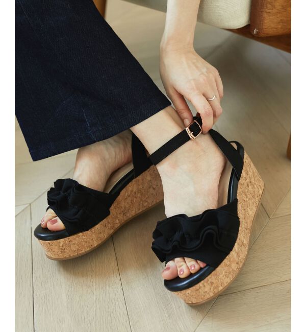 MAJESTICLEGON「フカフカフリルサンダル」|サンダル|