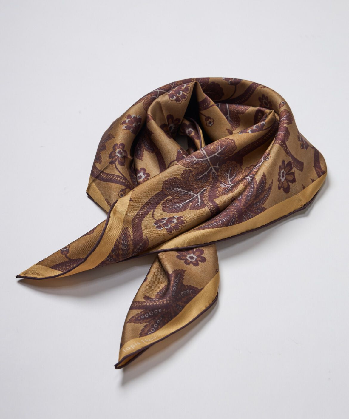 INED「《SUPERIOR CLOSET》Small Classical Gold Scarf《Tapis Noir》」|バンダナ・スカーフ|