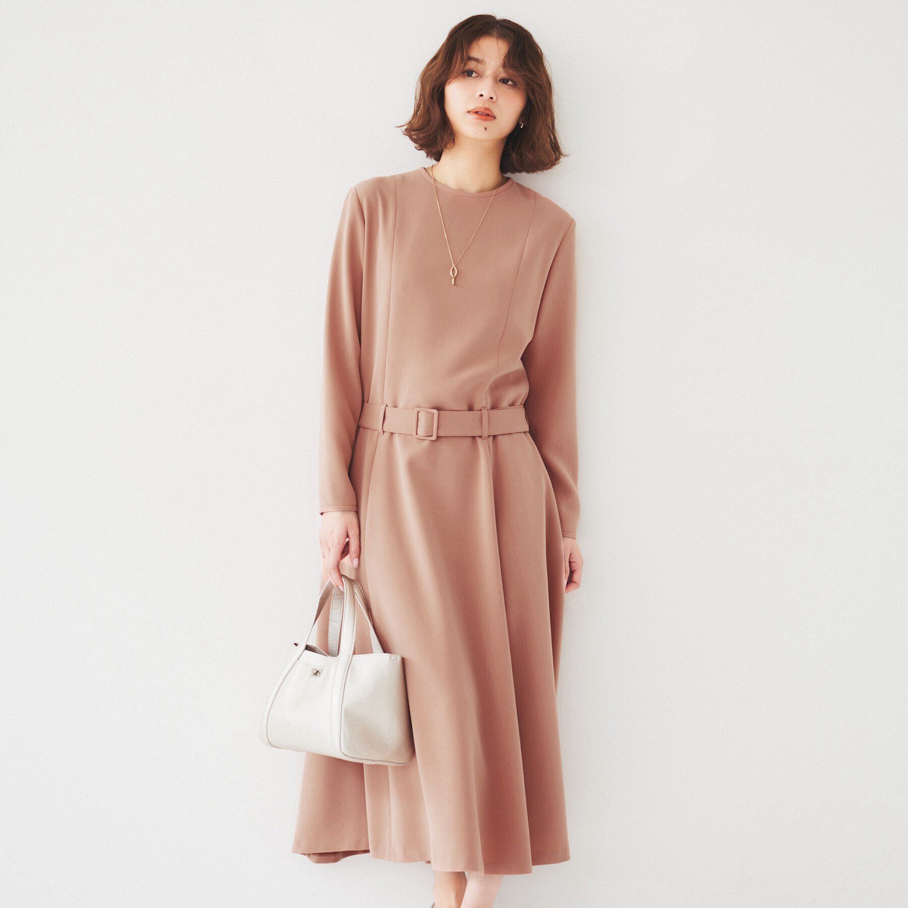 UNTITLED「ローウエストフレアワンピース」|ワンピース|ピンク(072)