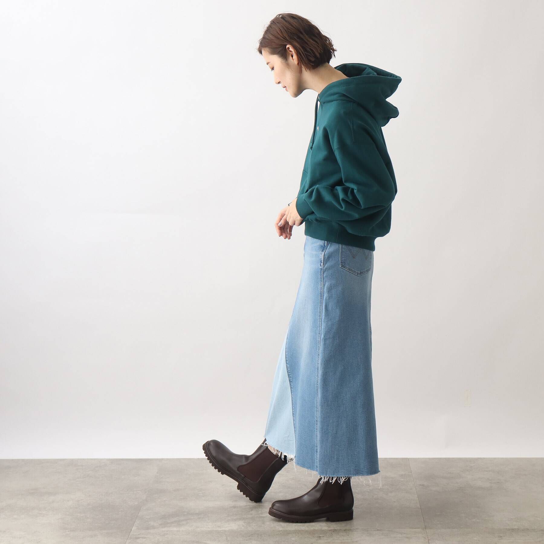 grove「【Wrangler（ラングラー）別注】オーバーサイズで旬なデザイン。裏毛フードプルオーバー」|パーカー|