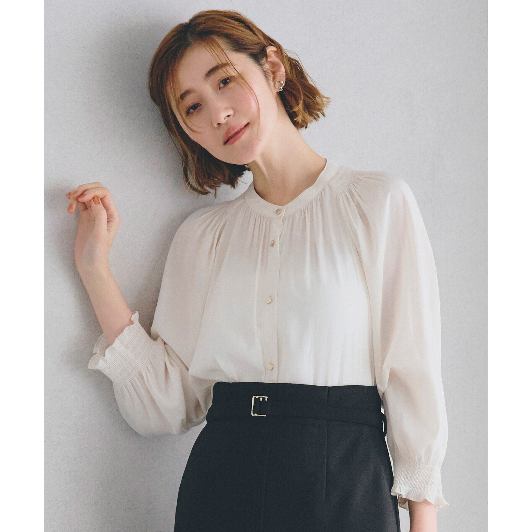 grove「【デイリーから特別な日まで】華やかさを纏うヴィンテージサテンブラウス」|シャツ・ブラウス|オフホワイト(003