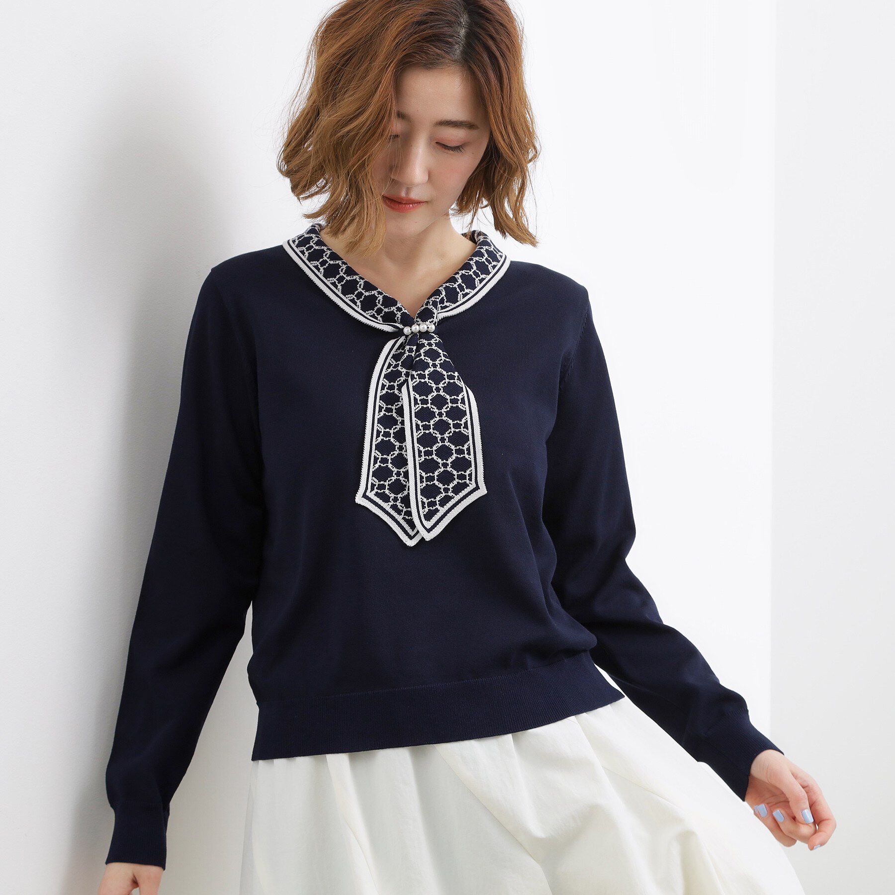 grove「ディテールで差がつく　大人のスカーフ柄ボウタイニット」|ニット・セーター|