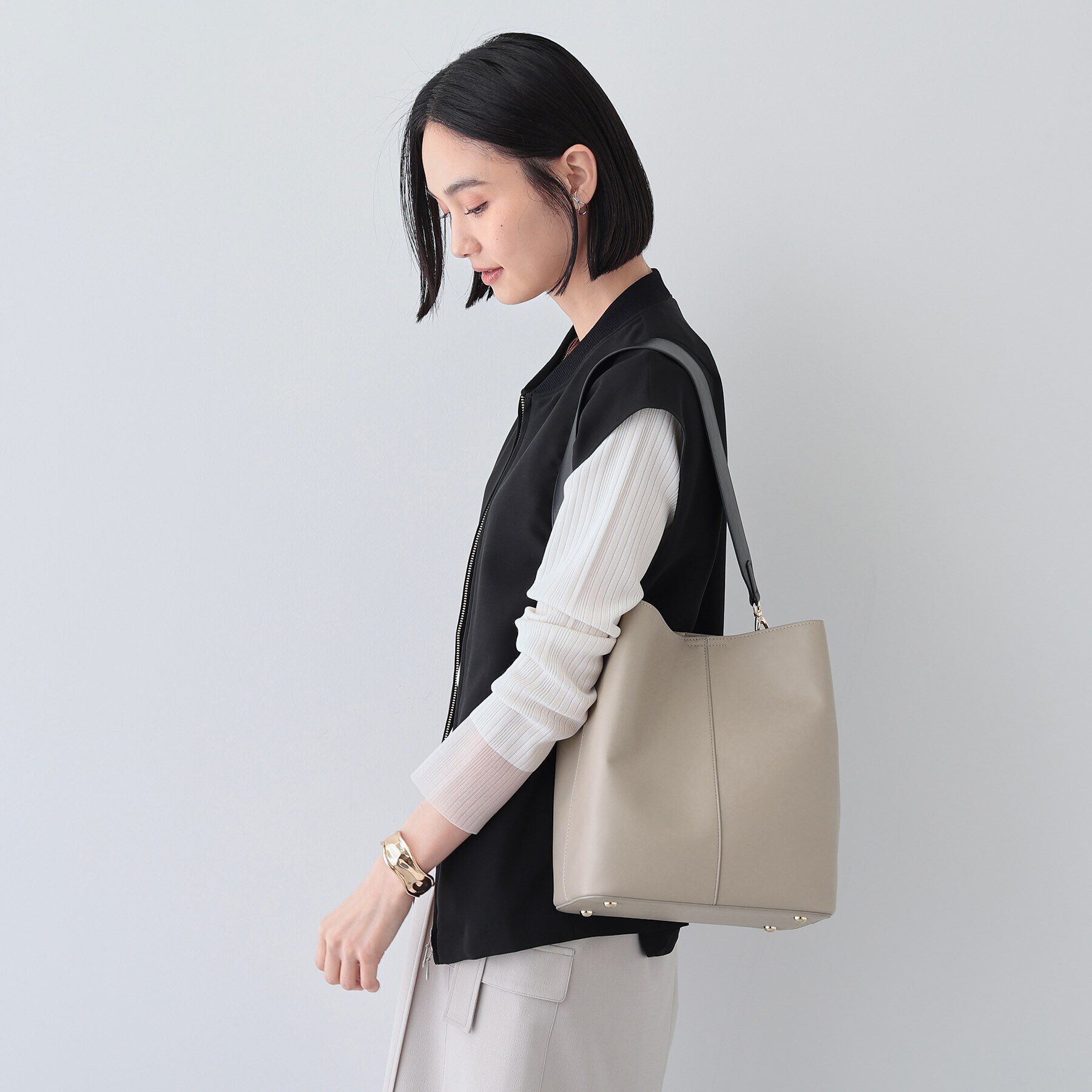 INDIVI「【合皮】ワンショルダーミドルバッグ」|トートバッグ|