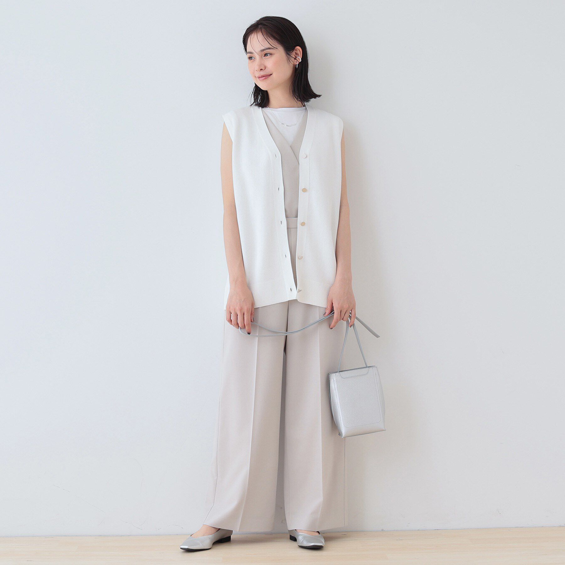 INDIVI「【コットンペーパー素材】ニットジレカーディガン」|ベスト・ジレ|