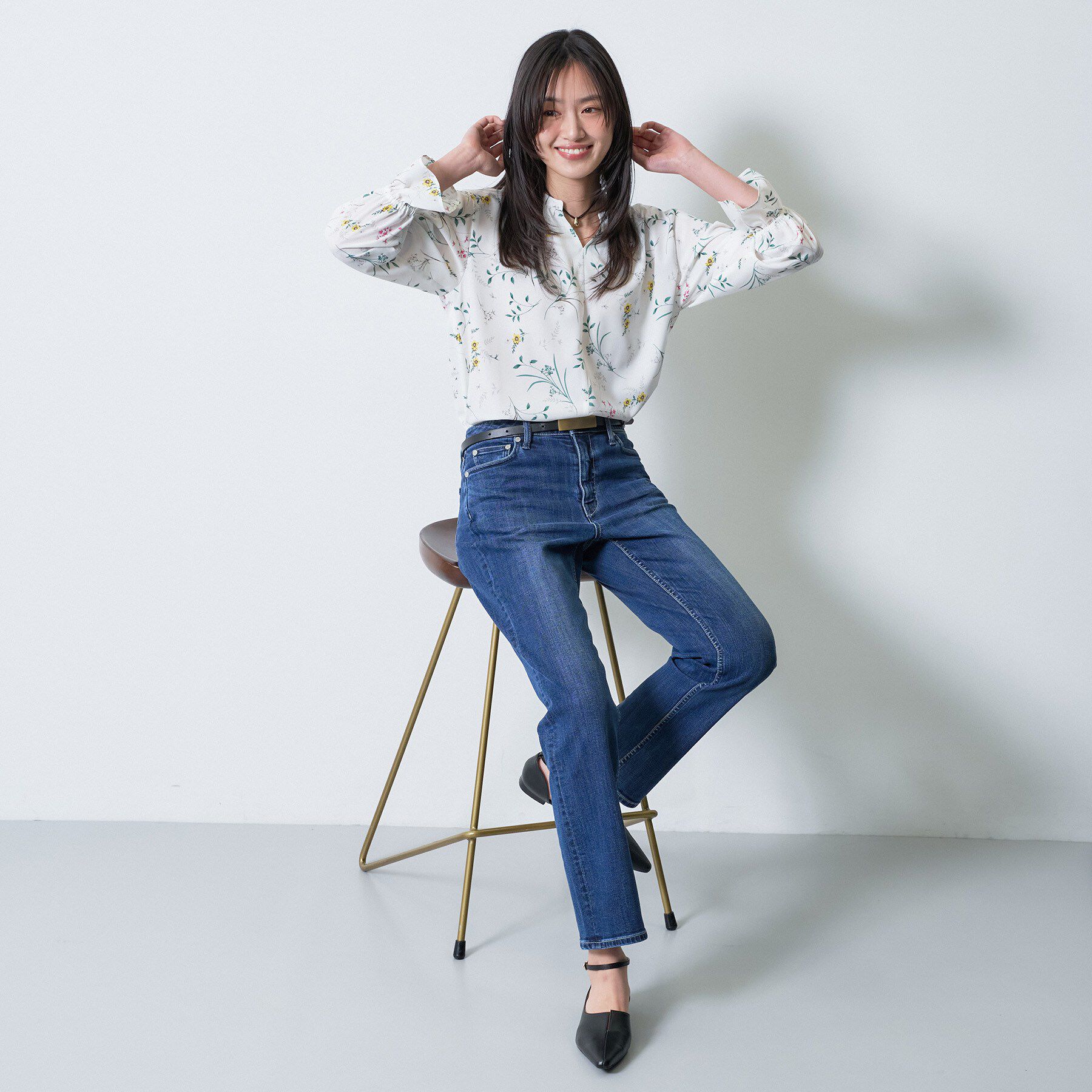 INDIVI「【春の新色登場！褒められデニム】スリムストレート デニムパンツ」|デニム|