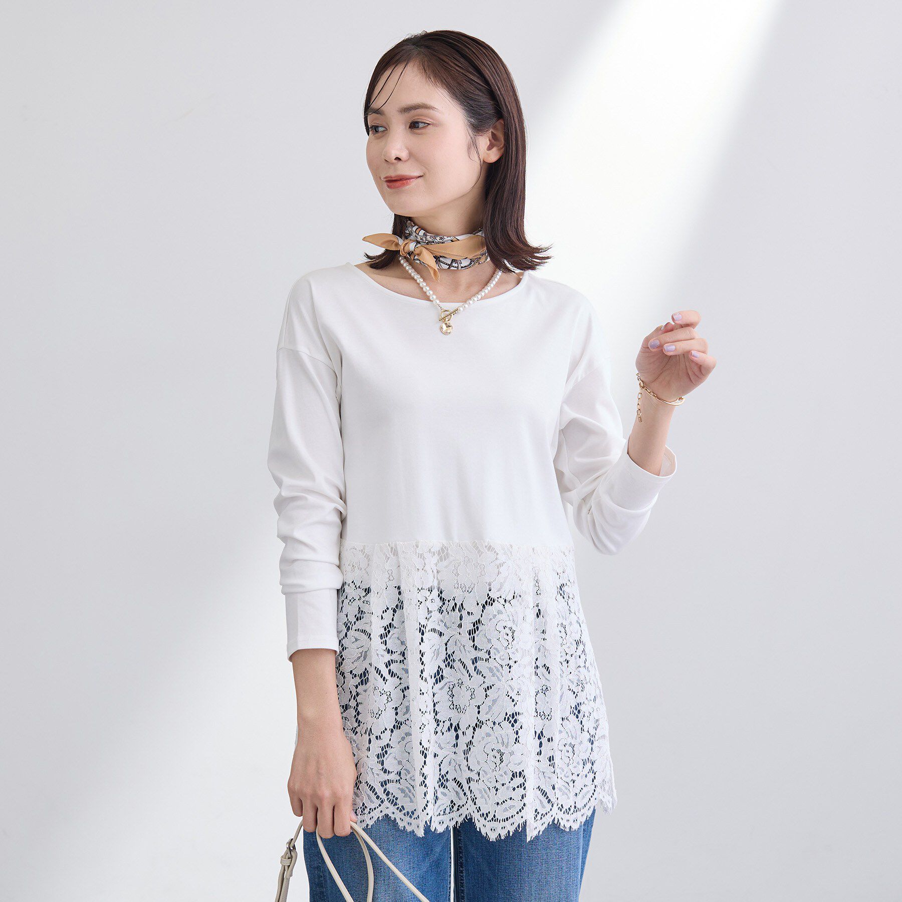 INDIVI「【洗える／レイヤードにおすすめ】レース切り替えカットソー」|Tシャツ・カットソー|