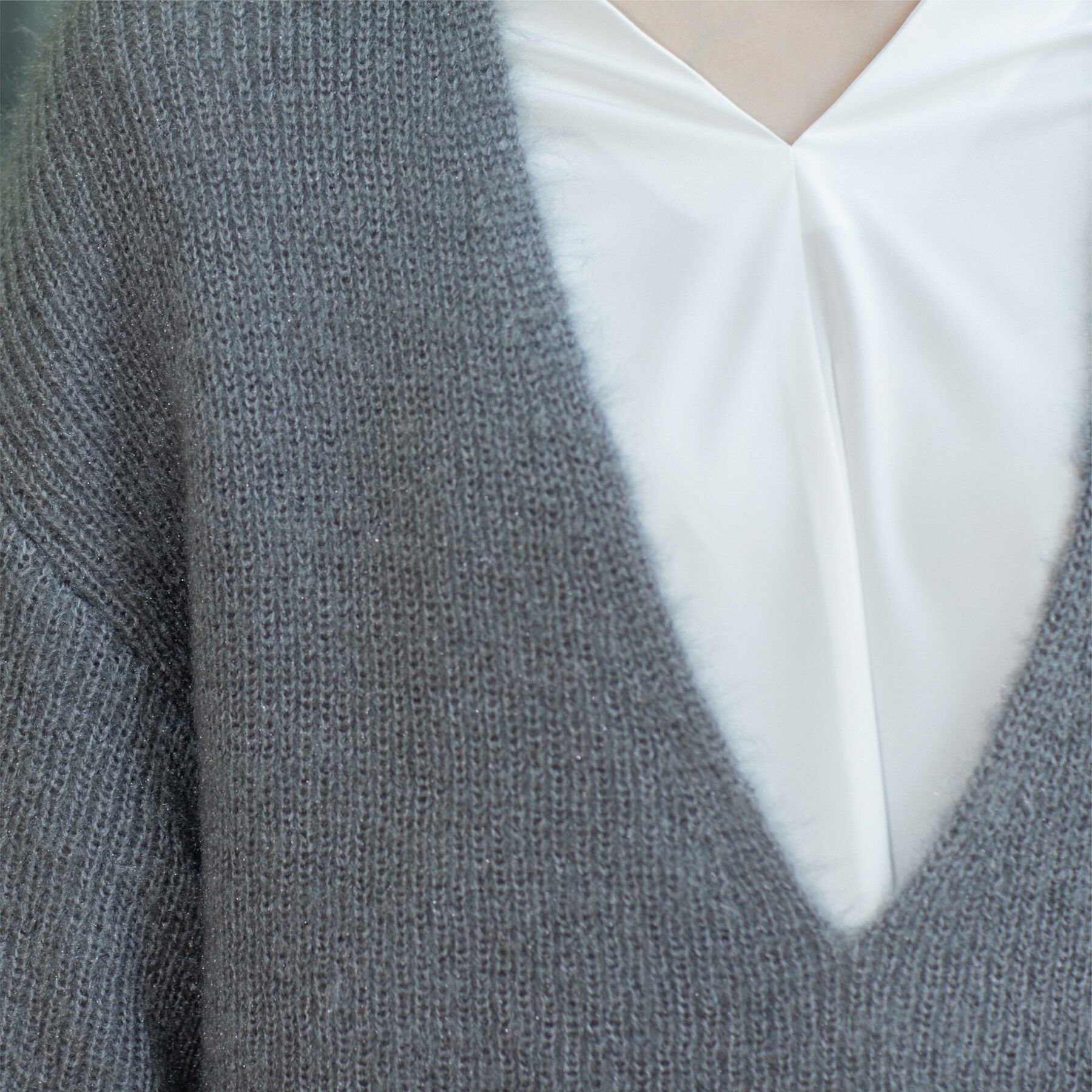 OPAQUE.CLIP「クリアシャギーVネックニット【洗える】」|ニット・セーター|