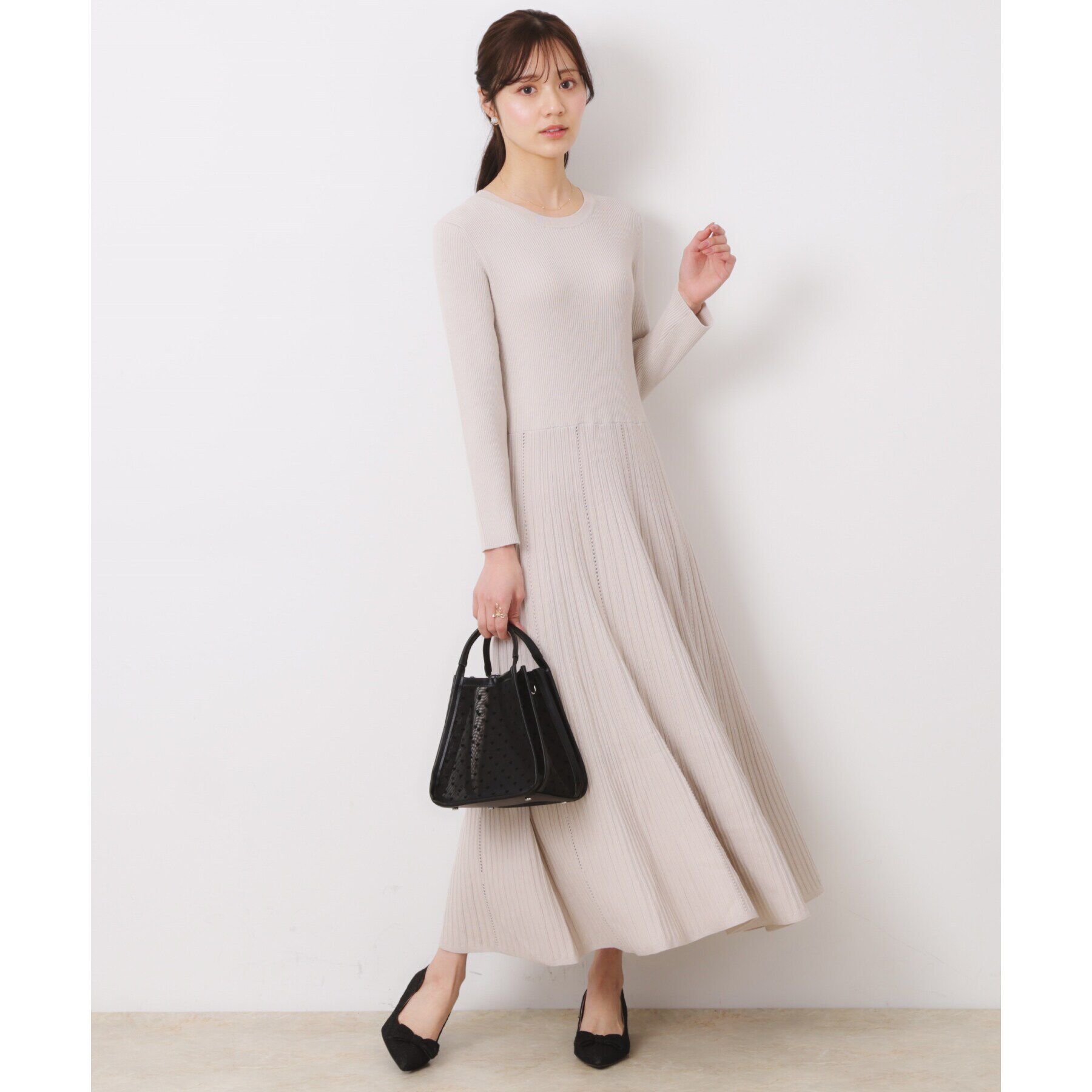 Couture broach「【上品な落ち感・美シルエット】アイレットリブデザインニットワンピース」|ワンピース|