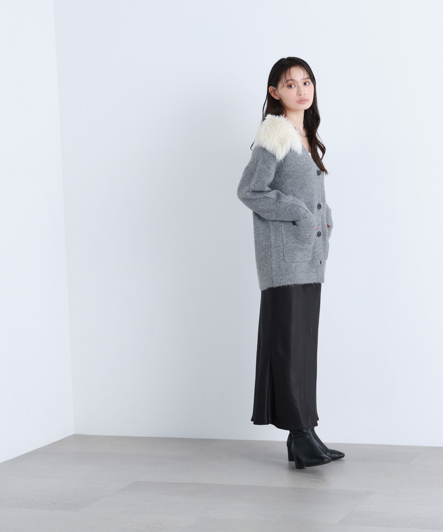  「フェイクファー付ボクシーカーディガン」|ニット・セーター|