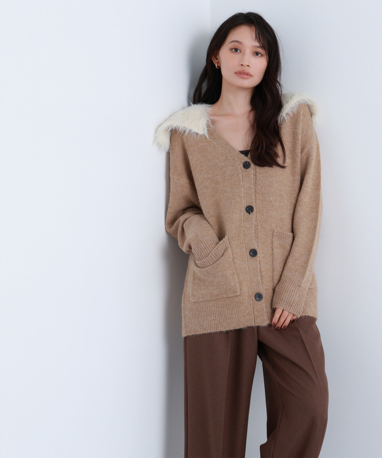  「フェイクファー付ボクシーカーディガン」|ニット・セーター|ベージュ