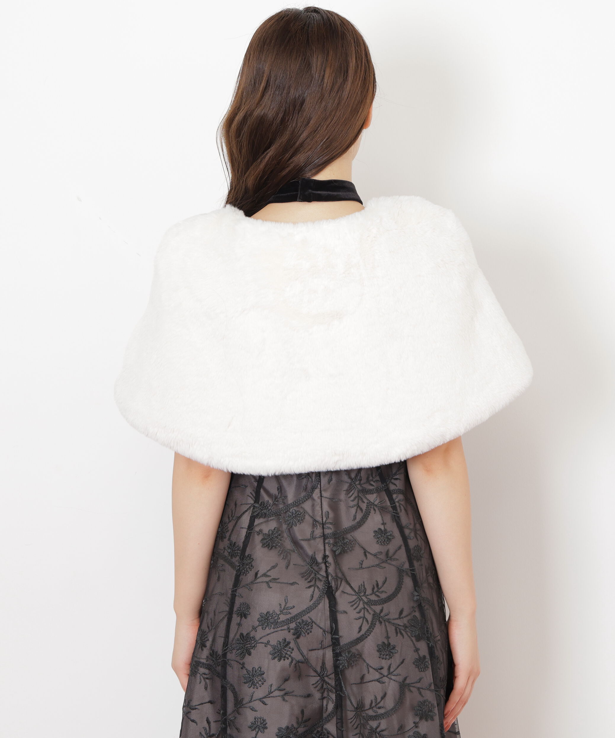  「＜ｍｉｋｕさんコラボ＞フェイクファーケープ」|その他|