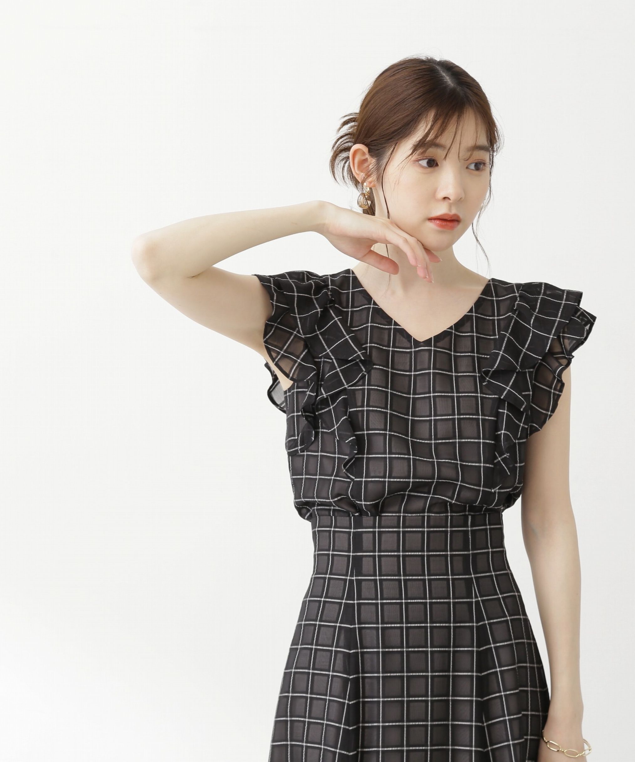 PROPORTION BODY DRESSING「ﾓﾉﾄｰﾝｼｱｰﾁｪｯｸﾗｯﾌﾙﾌﾞﾗｳｽ WEB限定ｶﾗｰ:ﾌﾞﾗｯｸ&times;」|シャツ・ブラウス|