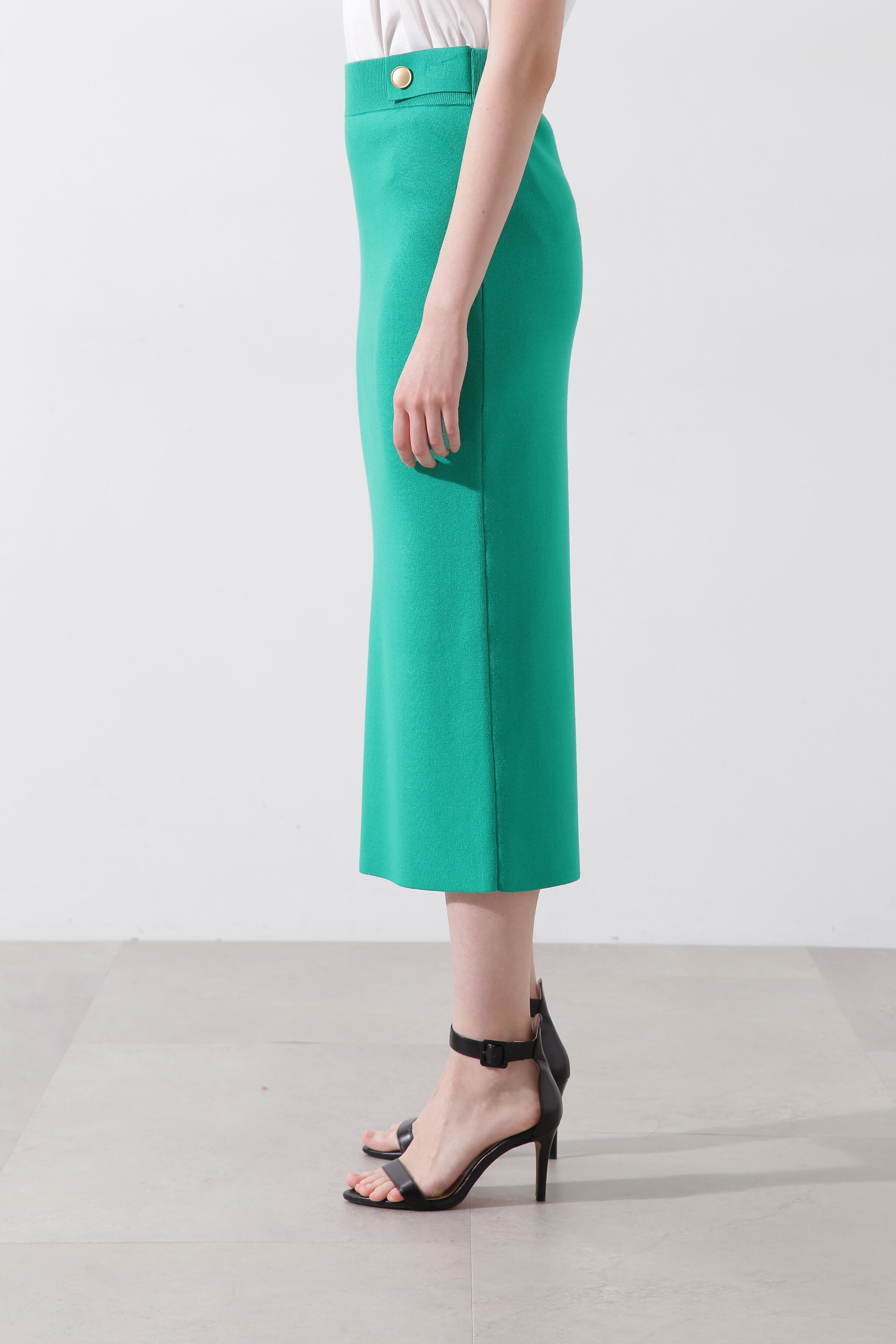  「◆メタルボタンタイトスカート」|スカート|