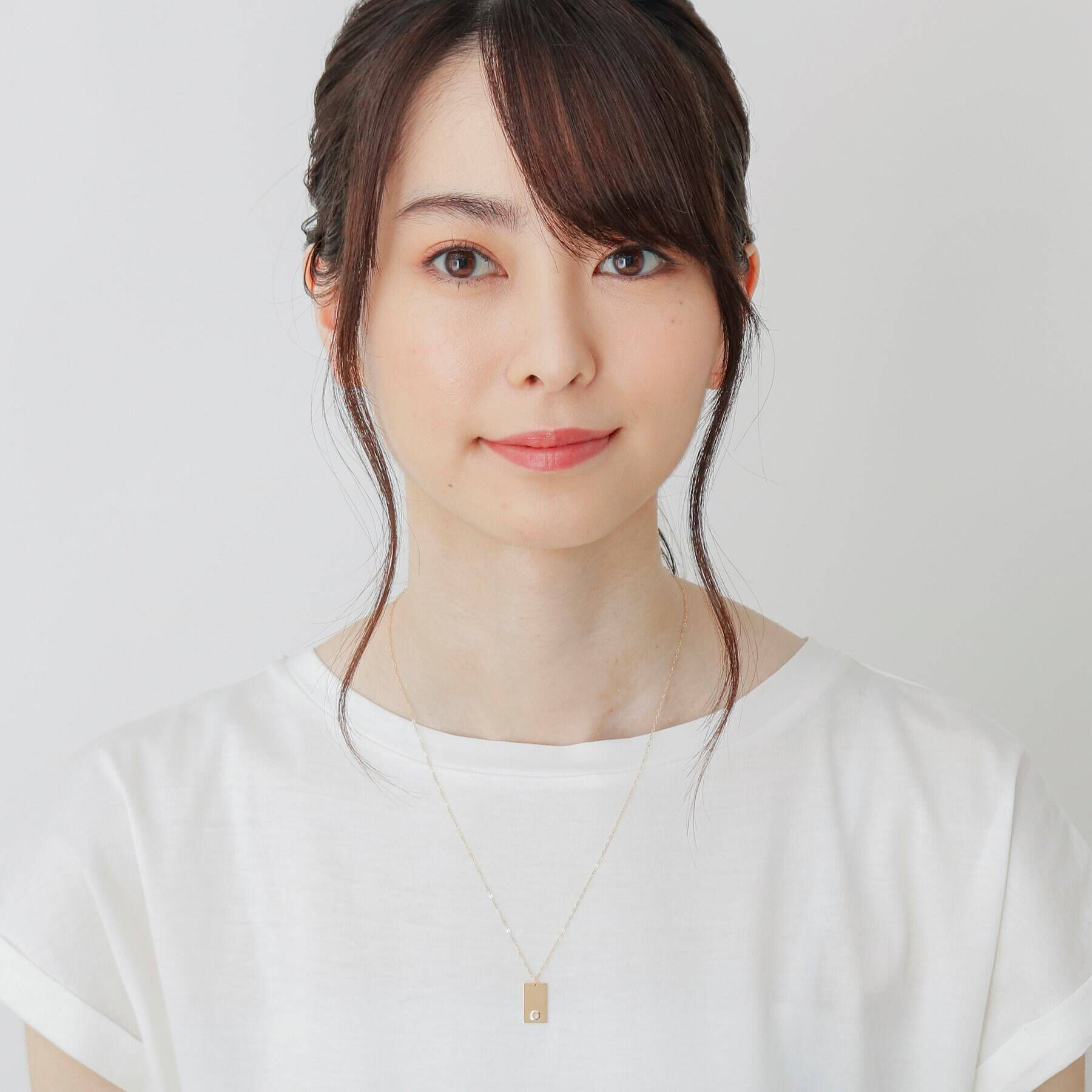 COCOSHNIK「カラーストーン（ムーンストーン）スクエアプレート　ネックレス」|ネックレス|