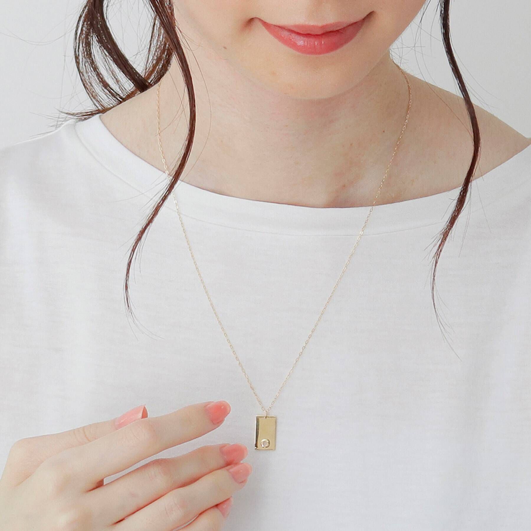 COCOSHNIK「カラーストーン（ムーンストーン）スクエアプレート　ネックレス」|ネックレス|