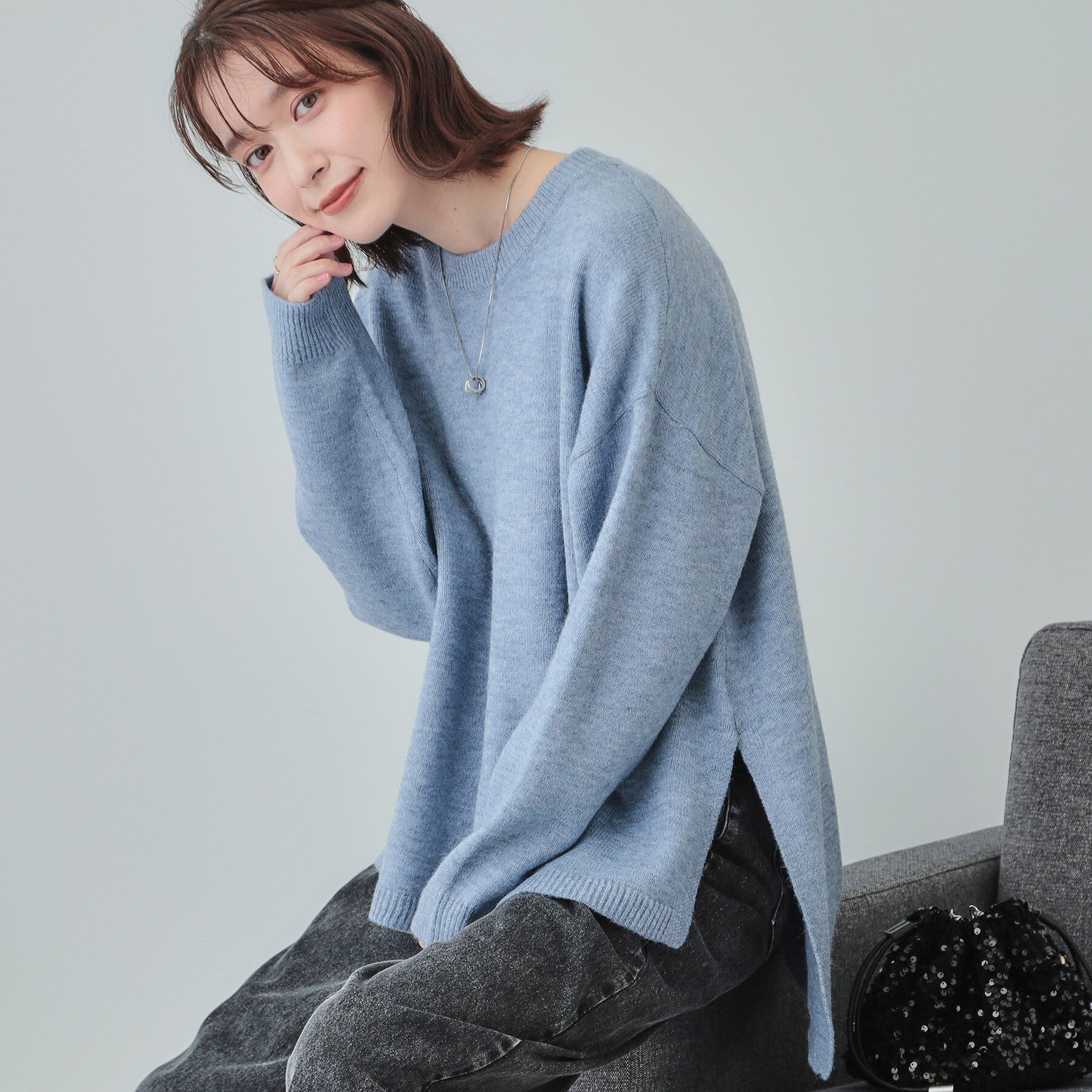 SHOO･LA･RUE「【S-LL/体型カバー】軽くてふわふわ お尻が隠れるワイドシルエットニット」|ニット・セーター|ブルー(091)