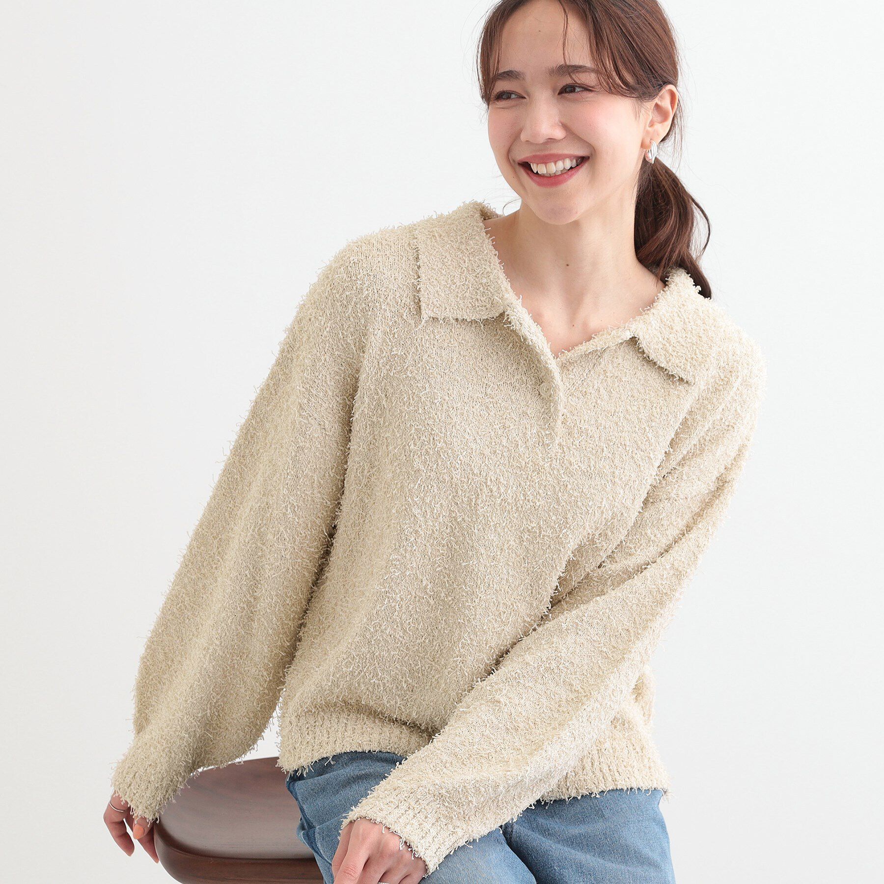 SHOO･LA･RUE「【S-LL】大人ヘルシー やわらかカールヤーン ポロニット」|ニット・セーター|アイボリー(004)