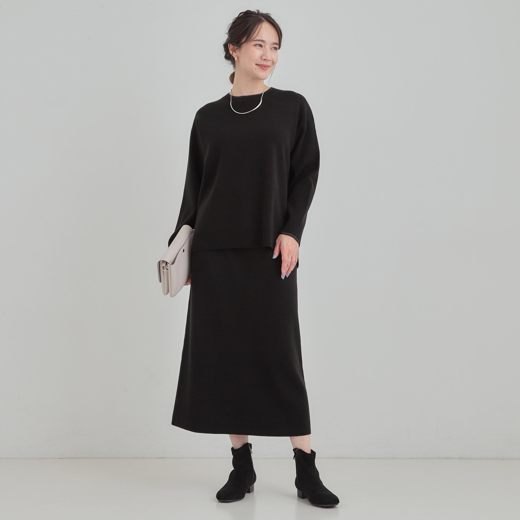 SHOO･LA･RUE「【洗濯機可/セットアップ可/毛玉になりにくい】心地よく穿ける ニットナロースカート」|スカート|