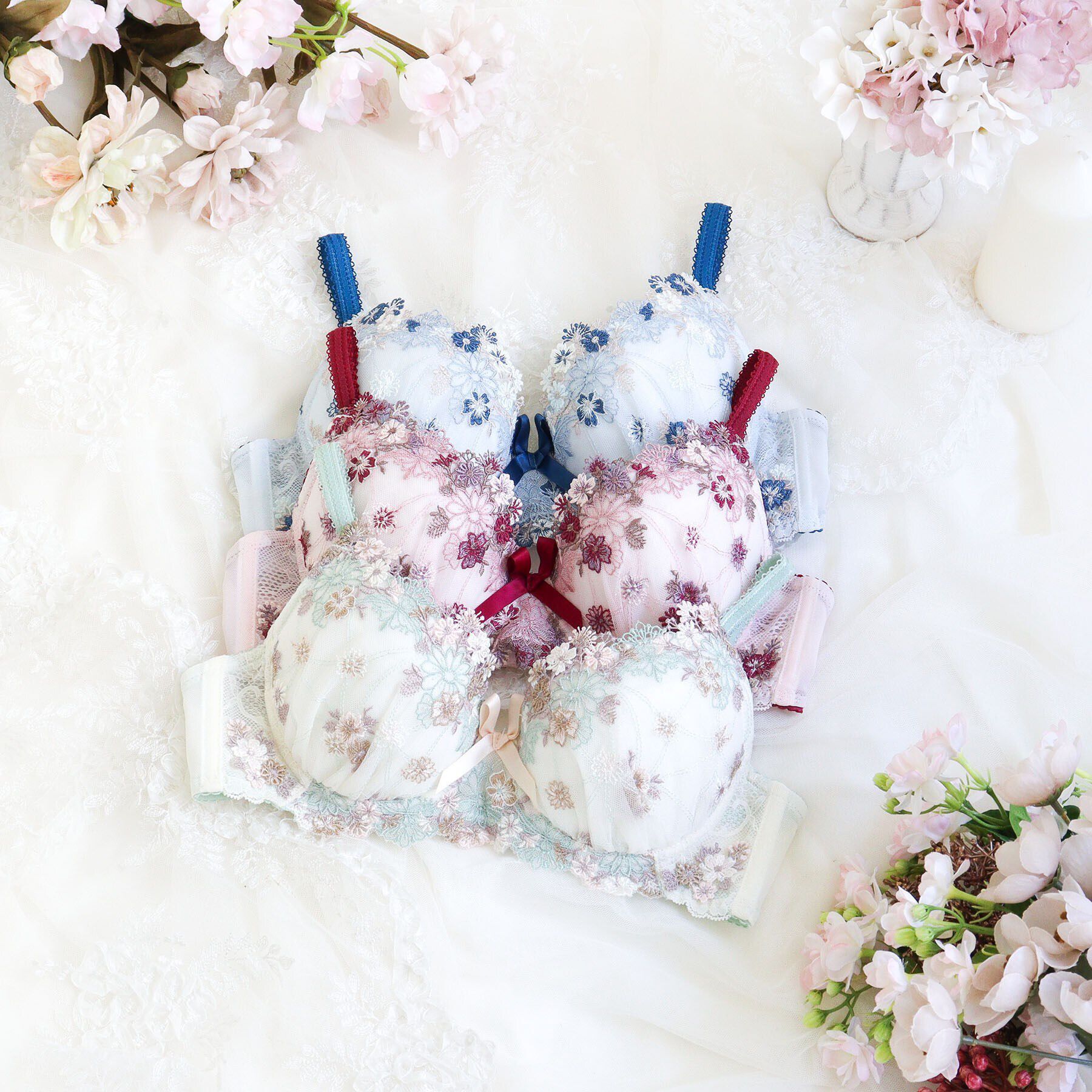 Risa Magli「アレッタ ブラジャー（B-D）＜サイドシェイプ＞」|インナー|