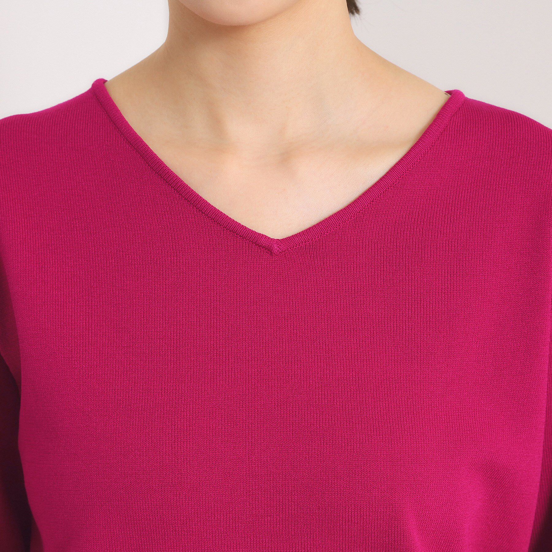 ITS&rsquo;DEMO「【縮みに強い／洗濯機OK】Vネックニットプルオーバー」|ニット・セーター|