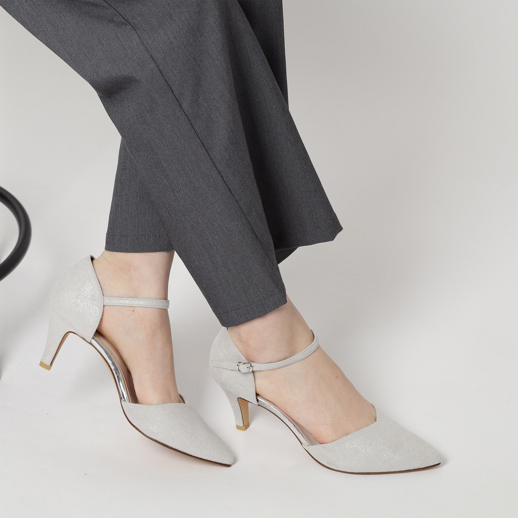 ESPERANZA「アンクルストラップパンプス」|パンプス|