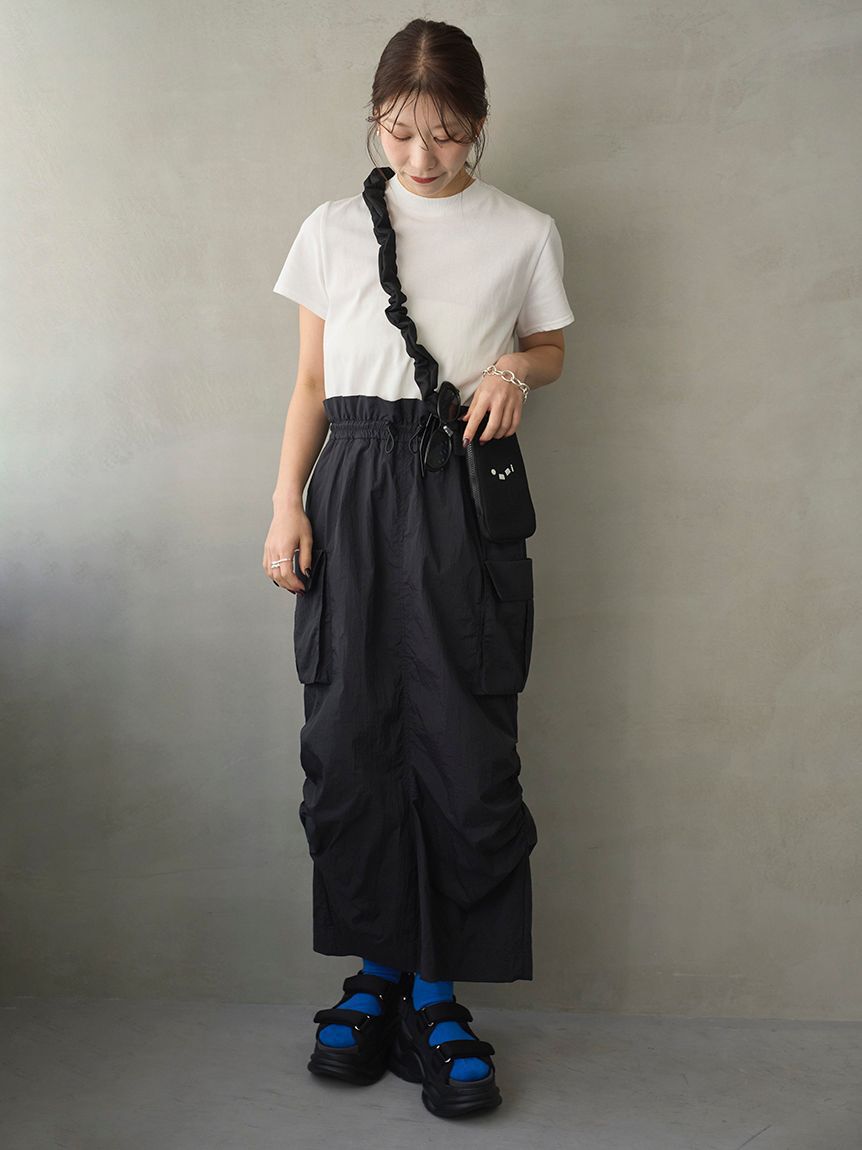 emmi atelier「【ONLINE限定カラーあり】カットドッキングワンピース/撥水」|ワンピース|