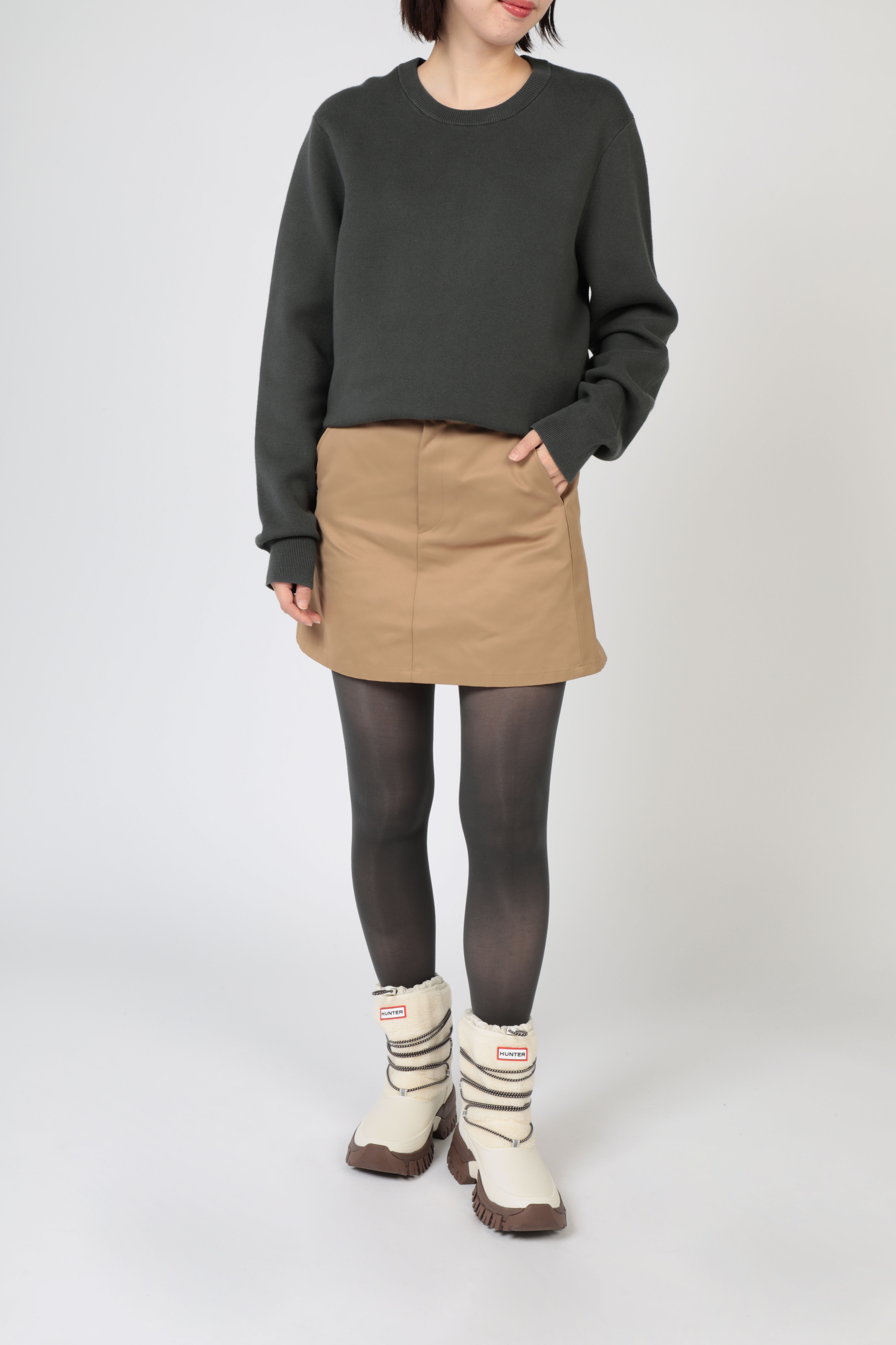 HUNTER「レディース ワンダラー ビーガン シアリング インシュレイティド ショート スノー ブーツ」|ショートブーツ|