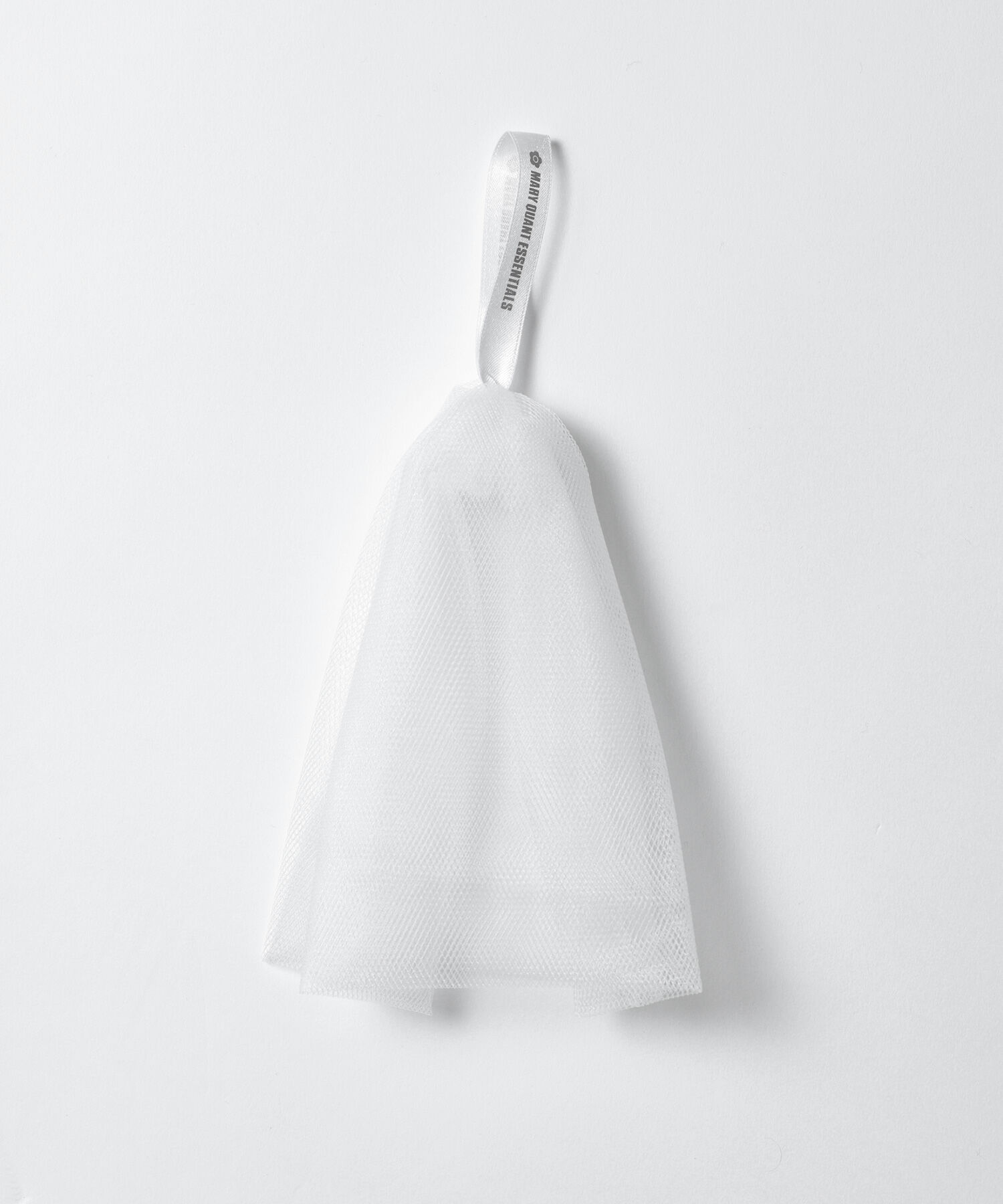 MARY QUANT「『数量限定』オリジナル洗顔泡立てネット付 エッセンシャルズ モイスチャー ソープ」|洗顔料|