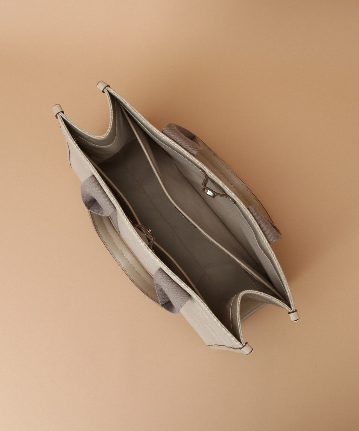 Samantha Thavasa「スクエアキャンバストート 大サイズ」|トートバッグ|